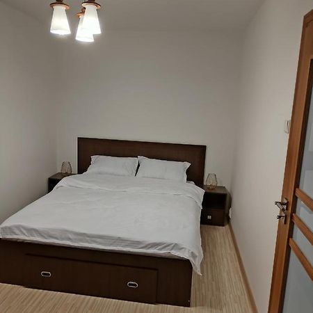 Chic Apartment Pitesti Luaran gambar