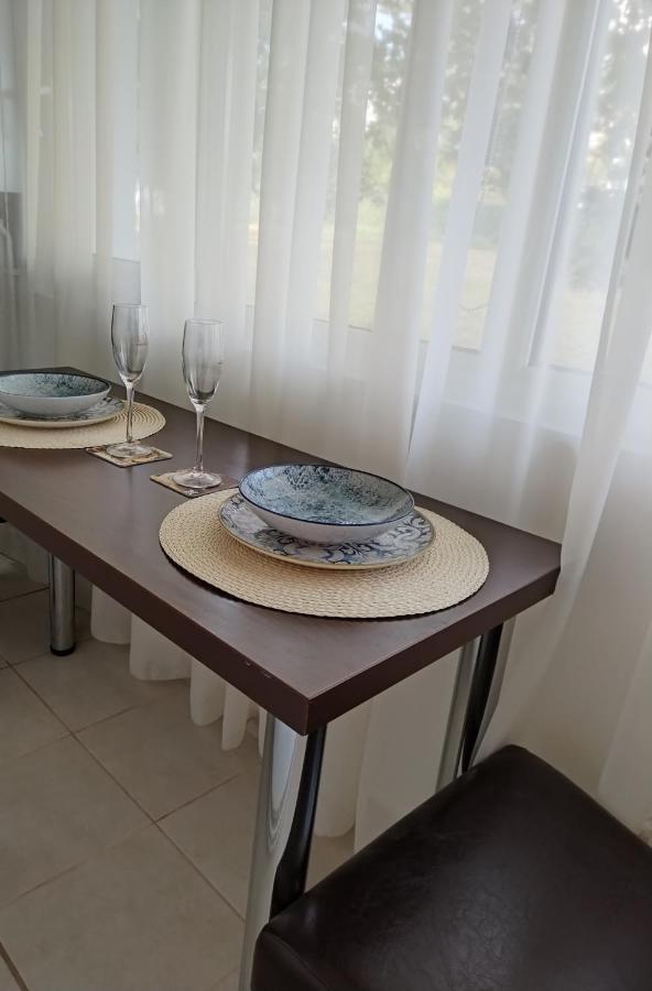 Chic Apartment Pitesti Luaran gambar
